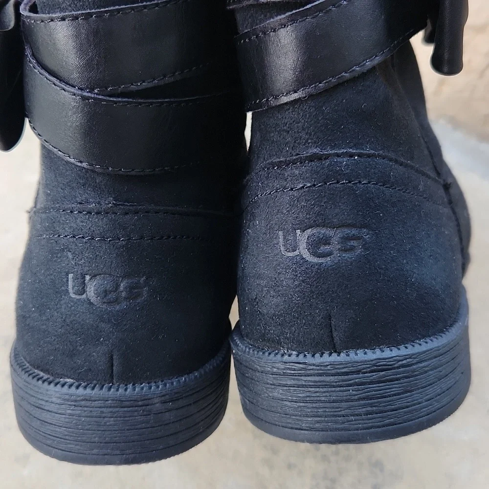 UGG Joanie Bow Boot Black Size 5